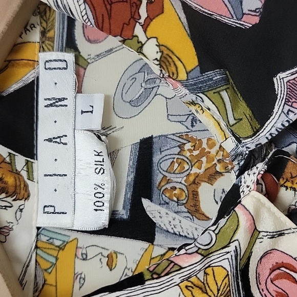 📍RARE | Vintage P.I.A.N.O Vogue Magazine Cover Print Silk Blouse - Picture 6 of 16